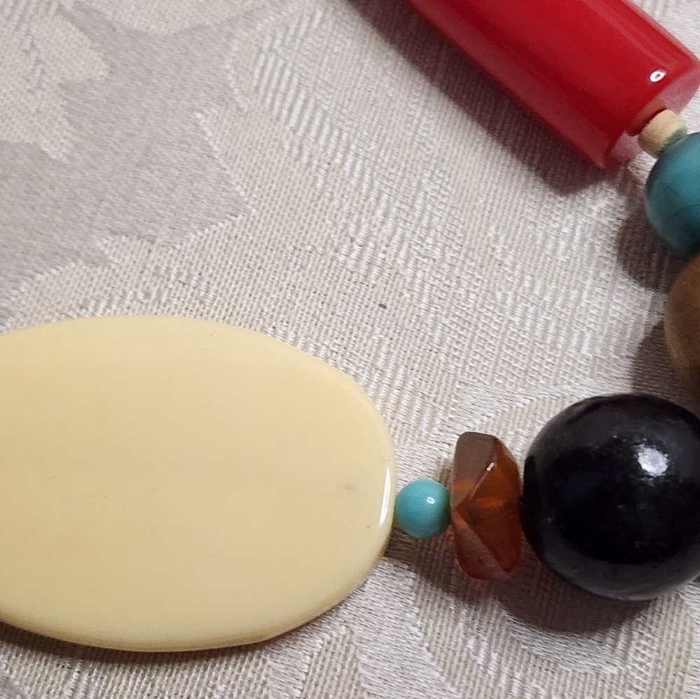 VINTAGE LANE BRYANT ARTISAN STATEMENT NECKLACE OVERSIZED PENDANT COLORFUL BEADS - Picture 4 of 10